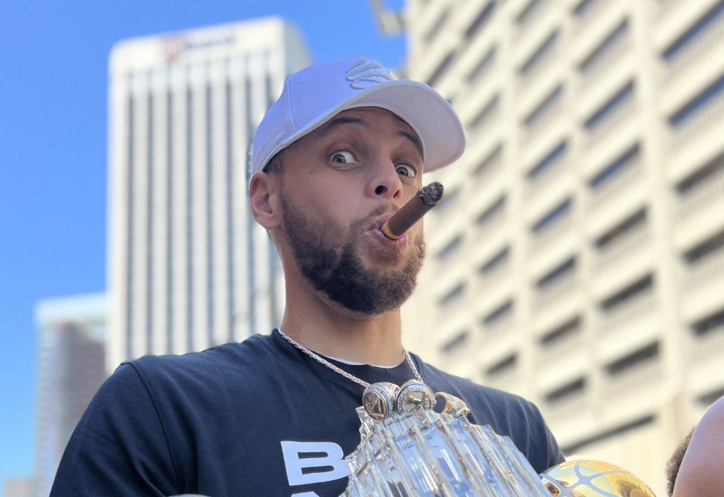 己的故事告 己的故事告